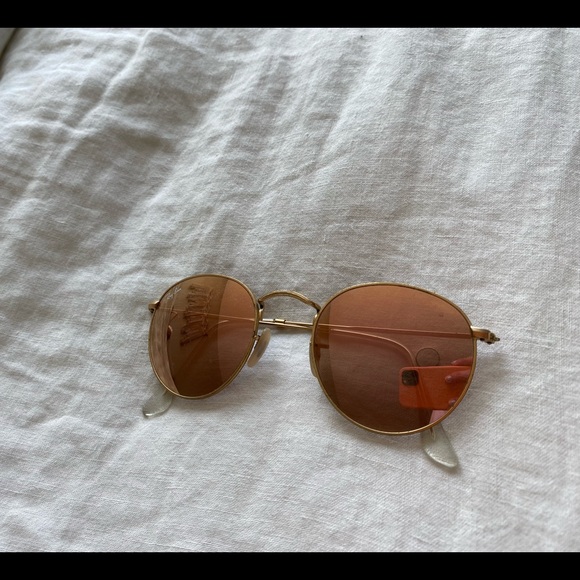 Ray-Ban Round Metal Rose/Gold Sunglasses, Small, Great Condition - Picture 3 of 5